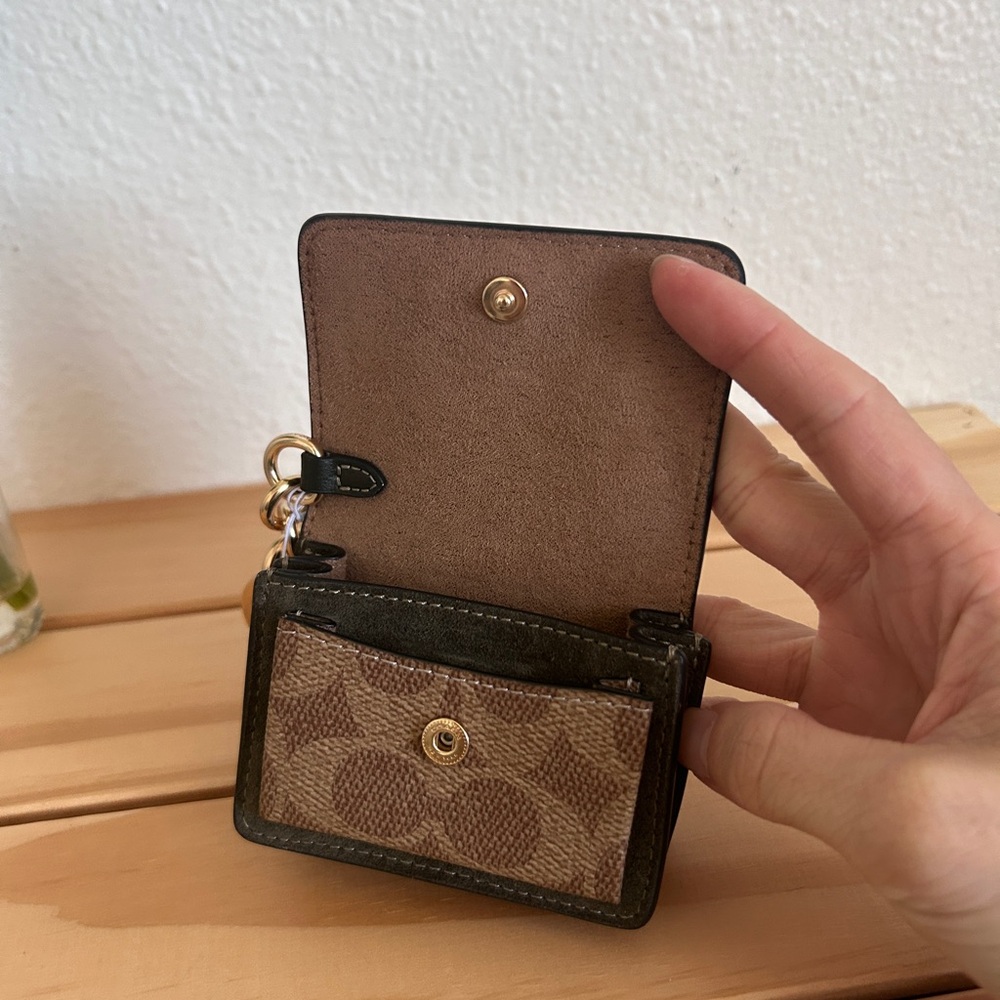 NWT🌵Coach Klare Bag Charm With Signature Canvas Dark Green Suede Mini Coin CCE81 - Picture 2 of 6
